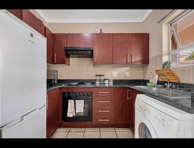 1 BEDROOM APARTMENT FOR SALE IN FERNDALE